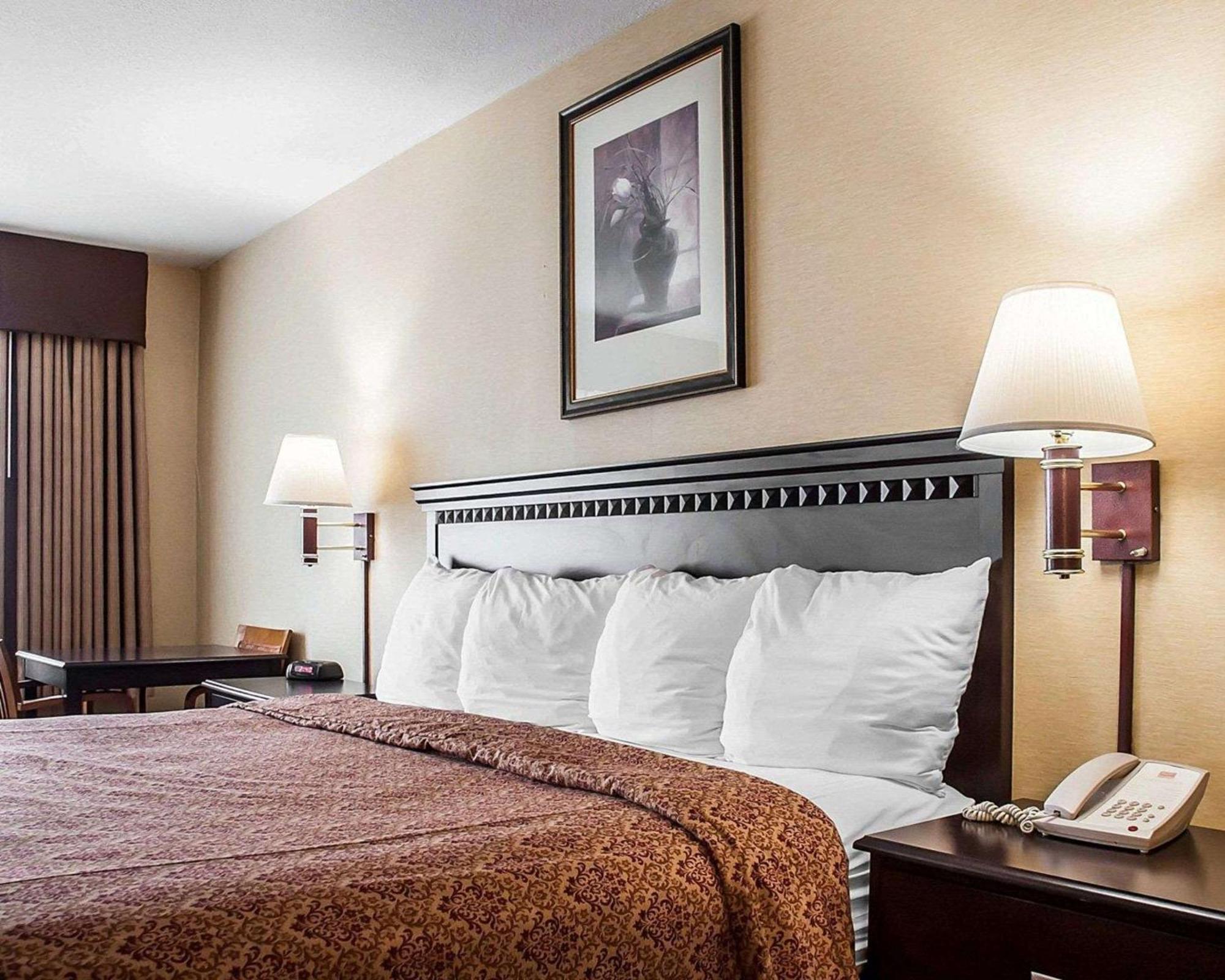 Econo Lodge Elmira-Corning Fisherville Eksteriør billede