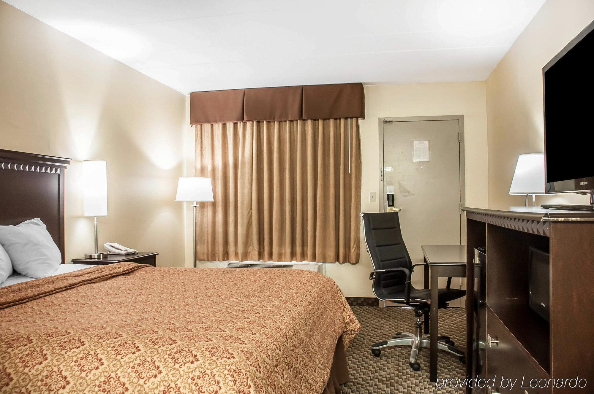 Econo Lodge Elmira-Corning Fisherville Eksteriør billede