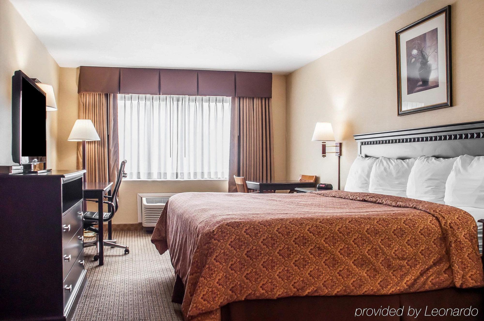 Econo Lodge Elmira-Corning Fisherville Eksteriør billede