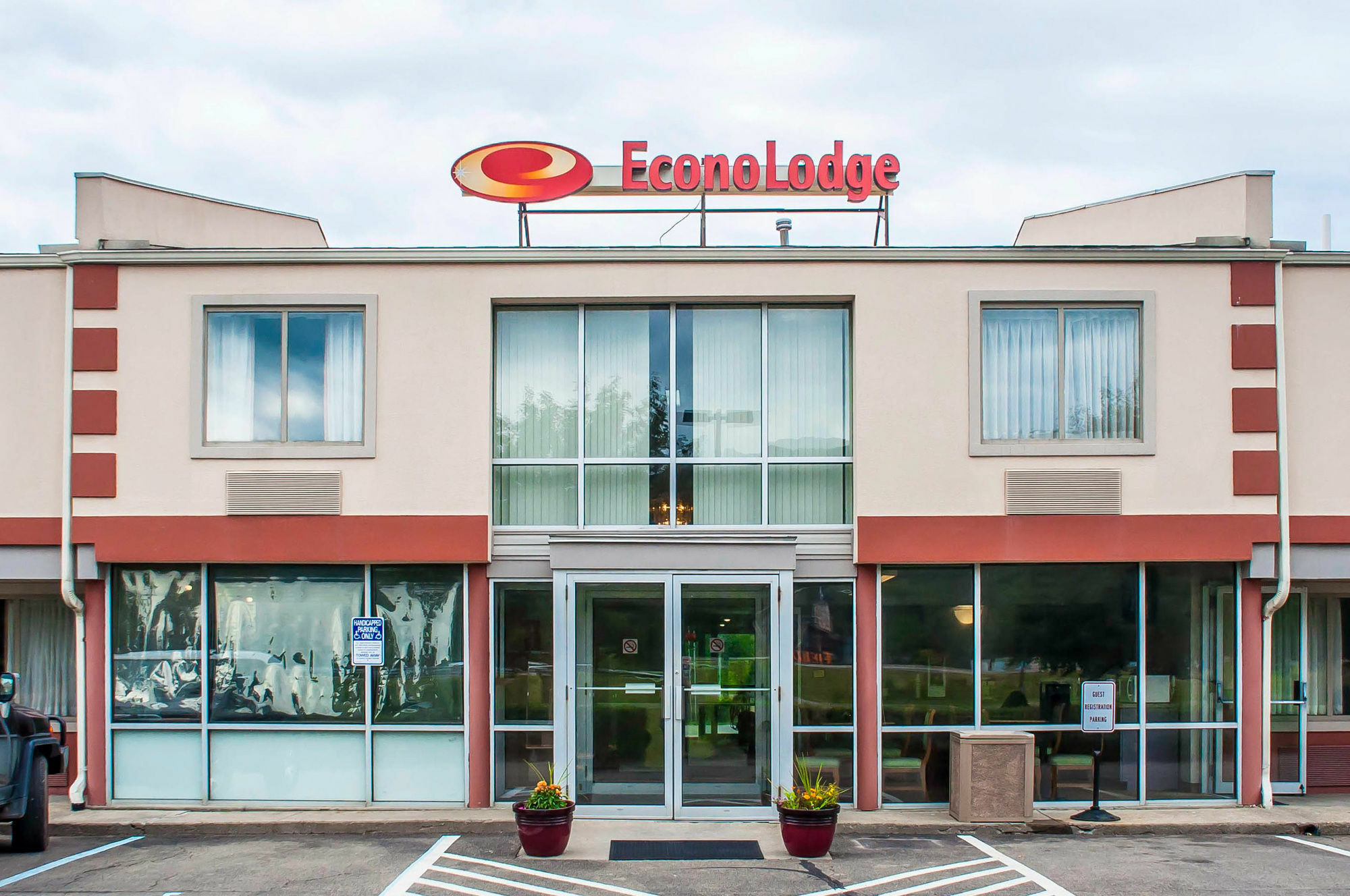 Econo Lodge Elmira-Corning Fisherville Eksteriør billede